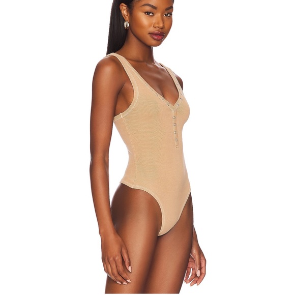 Tularosa Green Hillary Bodysuit - Picture 3 of 6